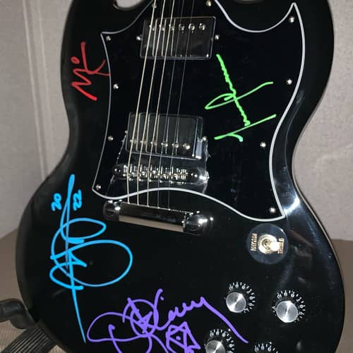 Image of Bonnaroo Auction Item: Gibson Electric Black / SG signed by Tool